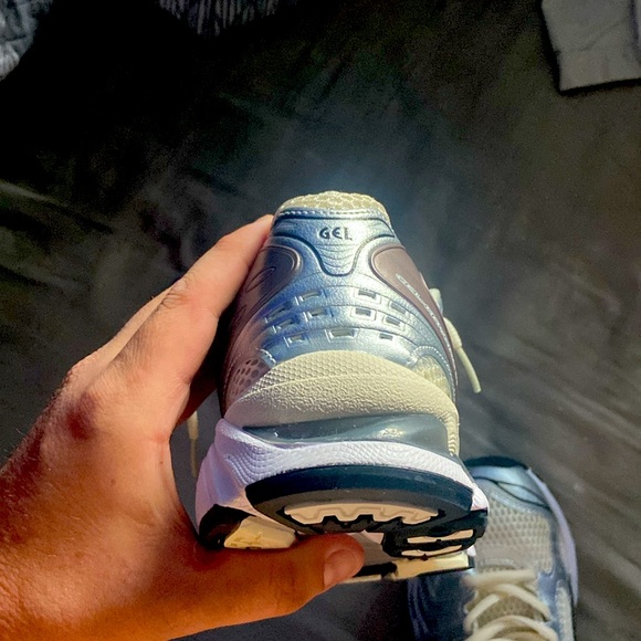 Acics Metallic plum 8’ 1/2 (no box) near ds - Picture 5 of 7